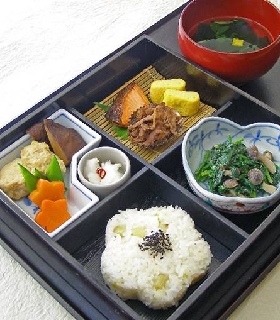 季節の松花堂弁当